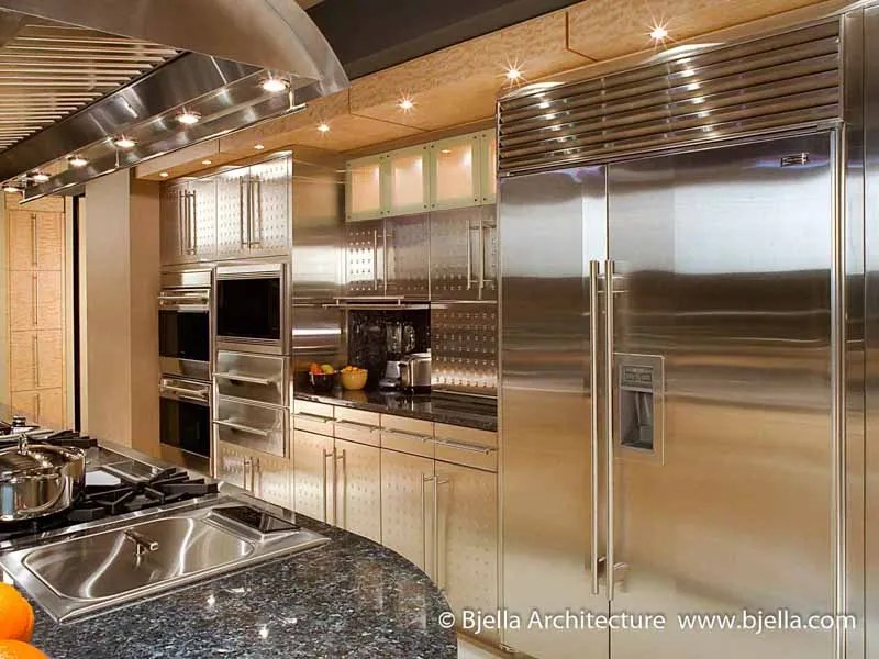 Modern kitchen in warm wood tones